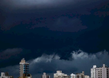 Inmet emite alerta de perigo para chuvas que podem atingir até 30 cidades de MS