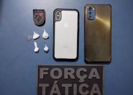 Força Tática do 8ºBPM prende dois jovens por tráfico de drogas em Nova Andradina